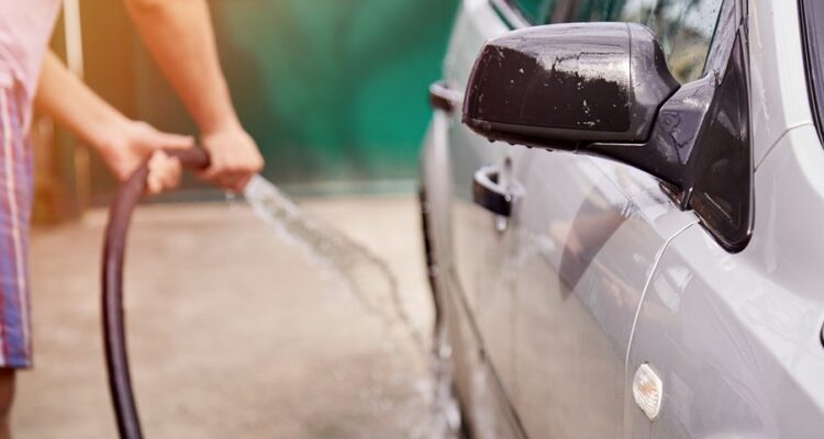 What Makes a Door-to-Door Car Wash Eco-Friendly?